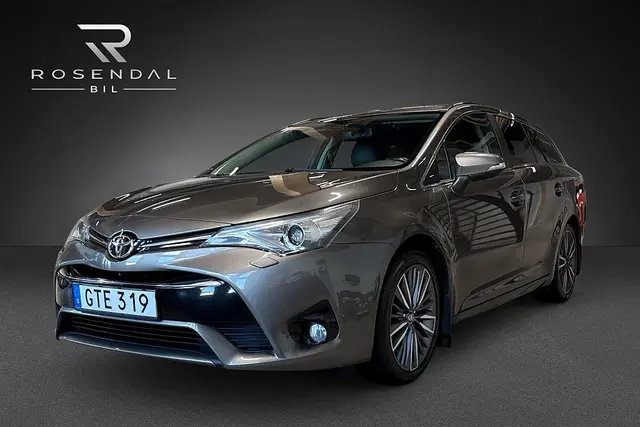 Toyota Avensis Kombi 2.0 D-4D Active Plus 1-Ägare Fullservad av Toyota