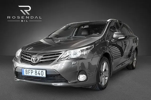 Toyota Avensis Kombi 2.0 S Edition 50 3-Ägare Navi B-Kamera Alcantara