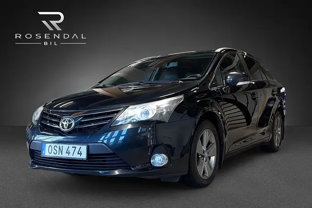 Toyota Avensis Kombi 2.0 Edition 50 Dragkrok 2-Brukare B-Kamera