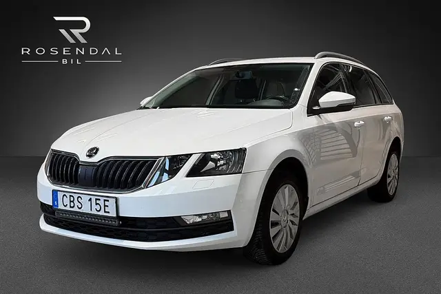 Skoda Octavia Kombi 1.6 TDI SCR 3-Ägare Automat Bluetooth